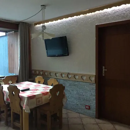 Piolet Panoramic Apartments Breuil-Cervinia Exterior foto